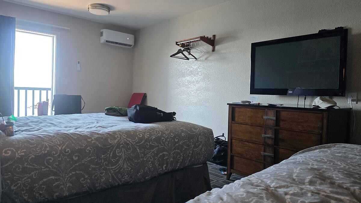 3rd floor room