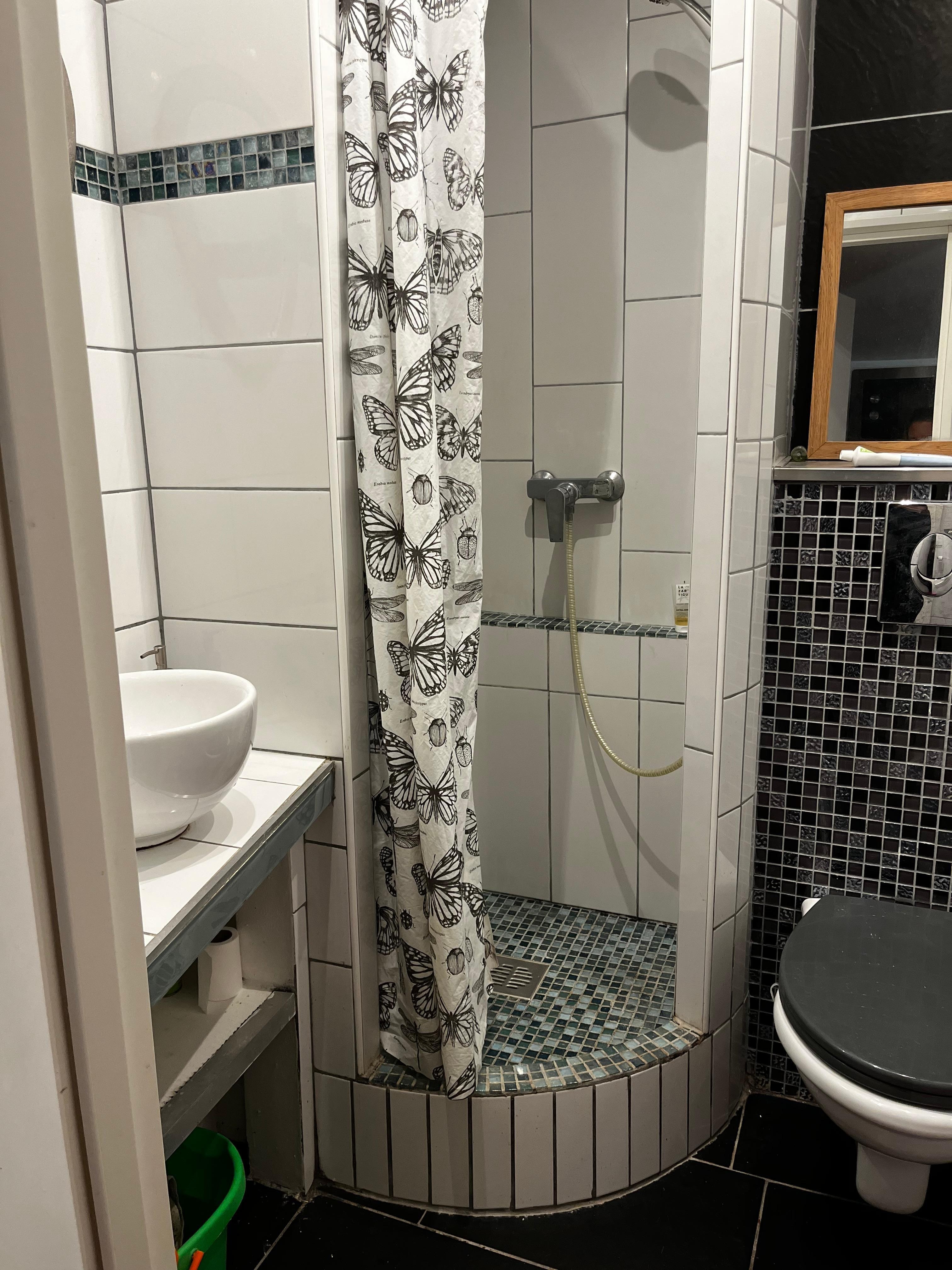 Hot water for 1-3 minutes, leak under sink 