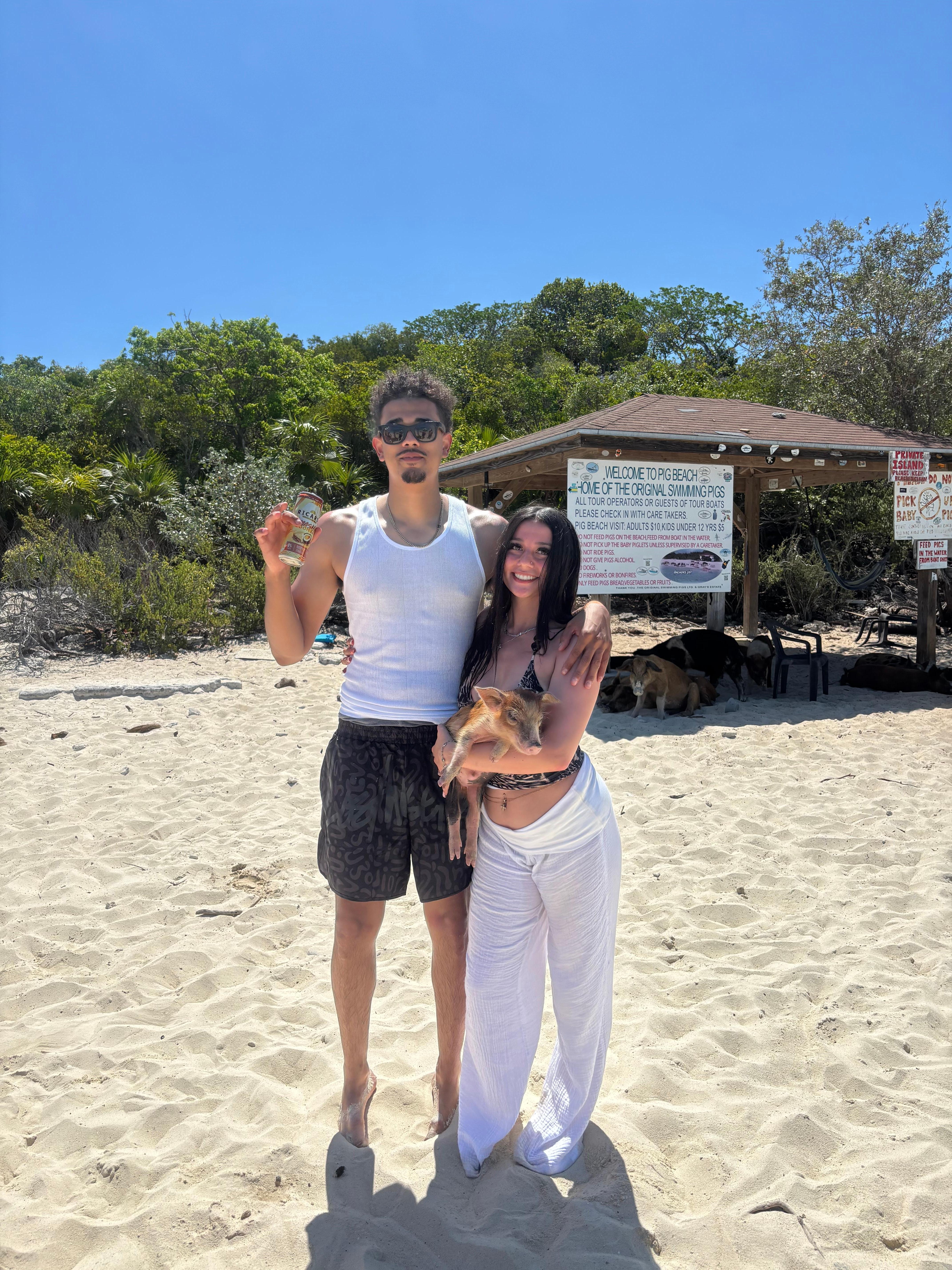 Pig beach excursion 
