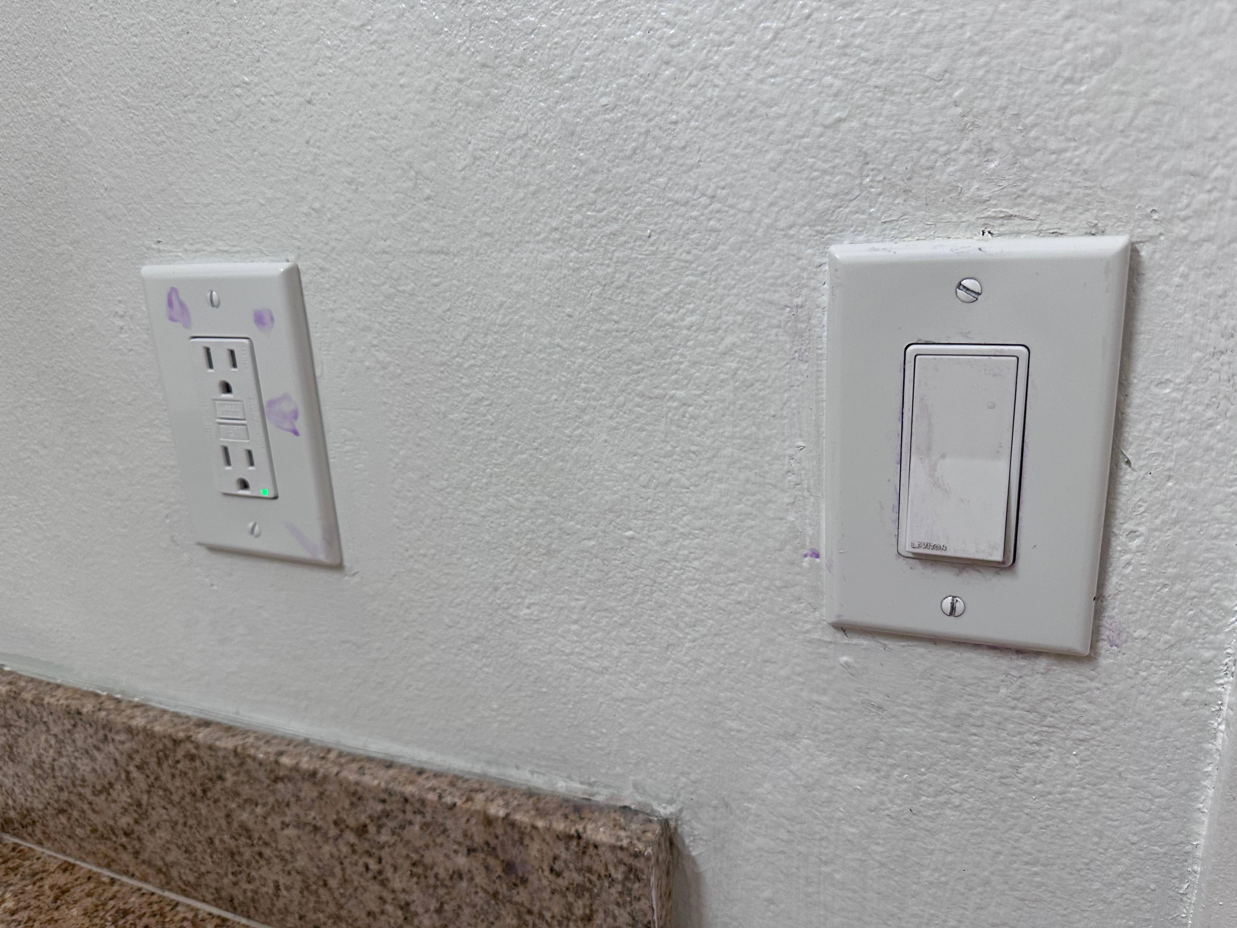 Random stains in the bathroom 