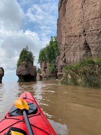 Kayaking at Hopewell Rocks! Beautiful park and fabulous tour group!