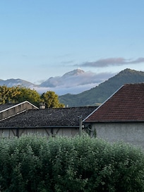 View from the balcony/ vue depuis le bslcon