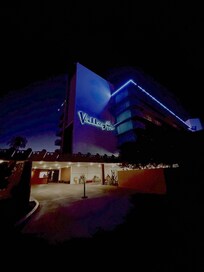 Hotel Valley Ho Sign at night