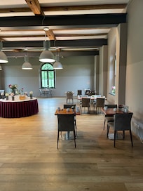 Brasserie hinterer Raum