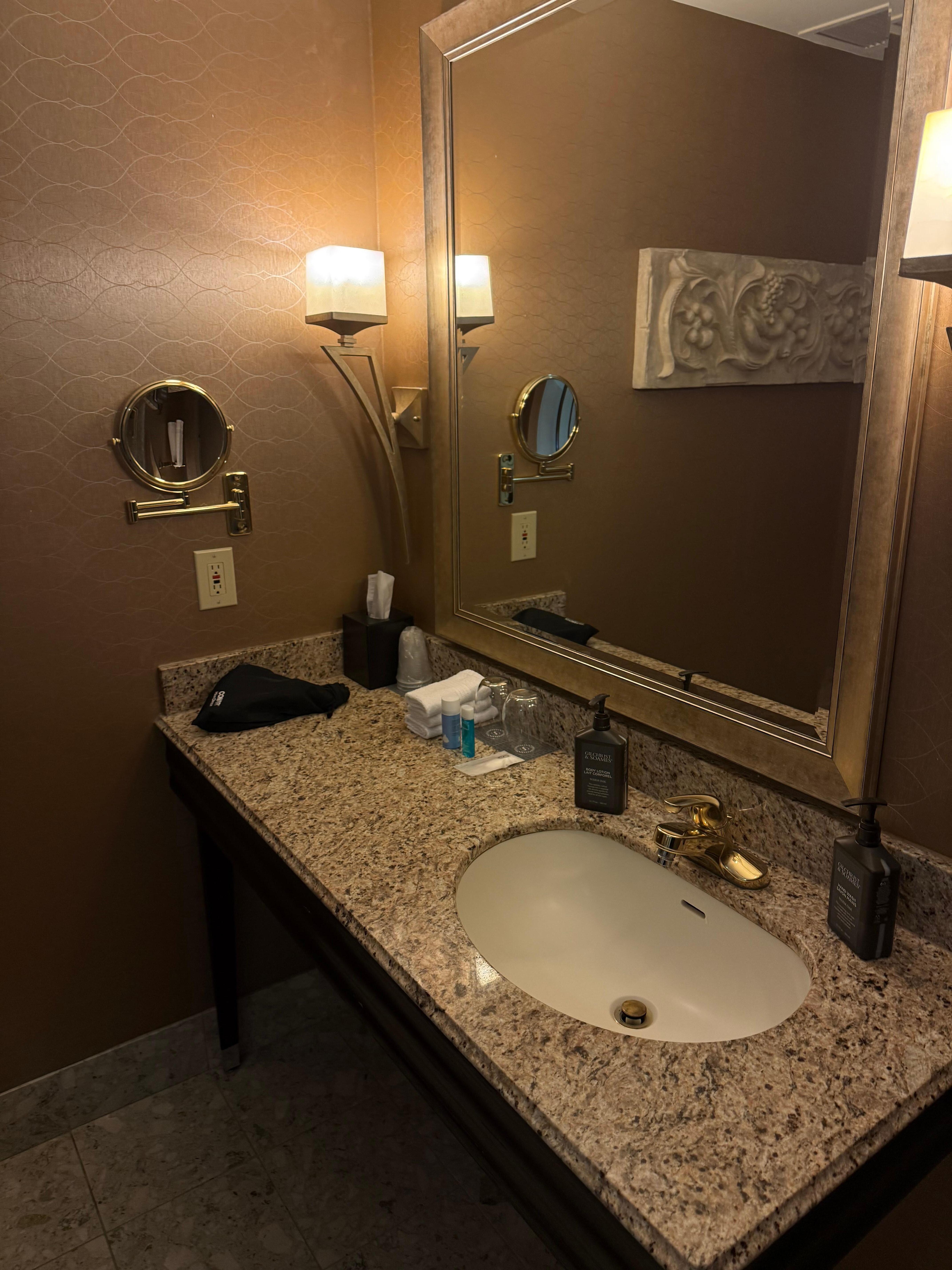 Nice and clean bathroom and great hot water
