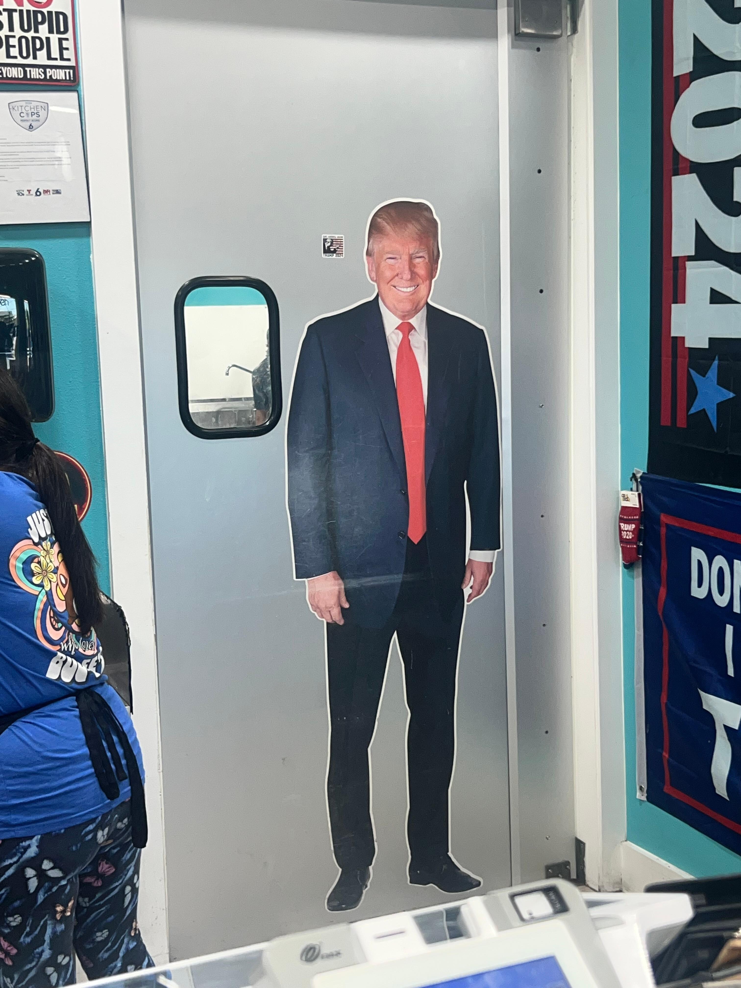 Breakfast at Coaches and our Commander an Chief 