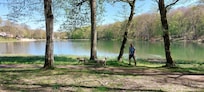 Lekker zwemmen in Etang Grenetier bij La Machine