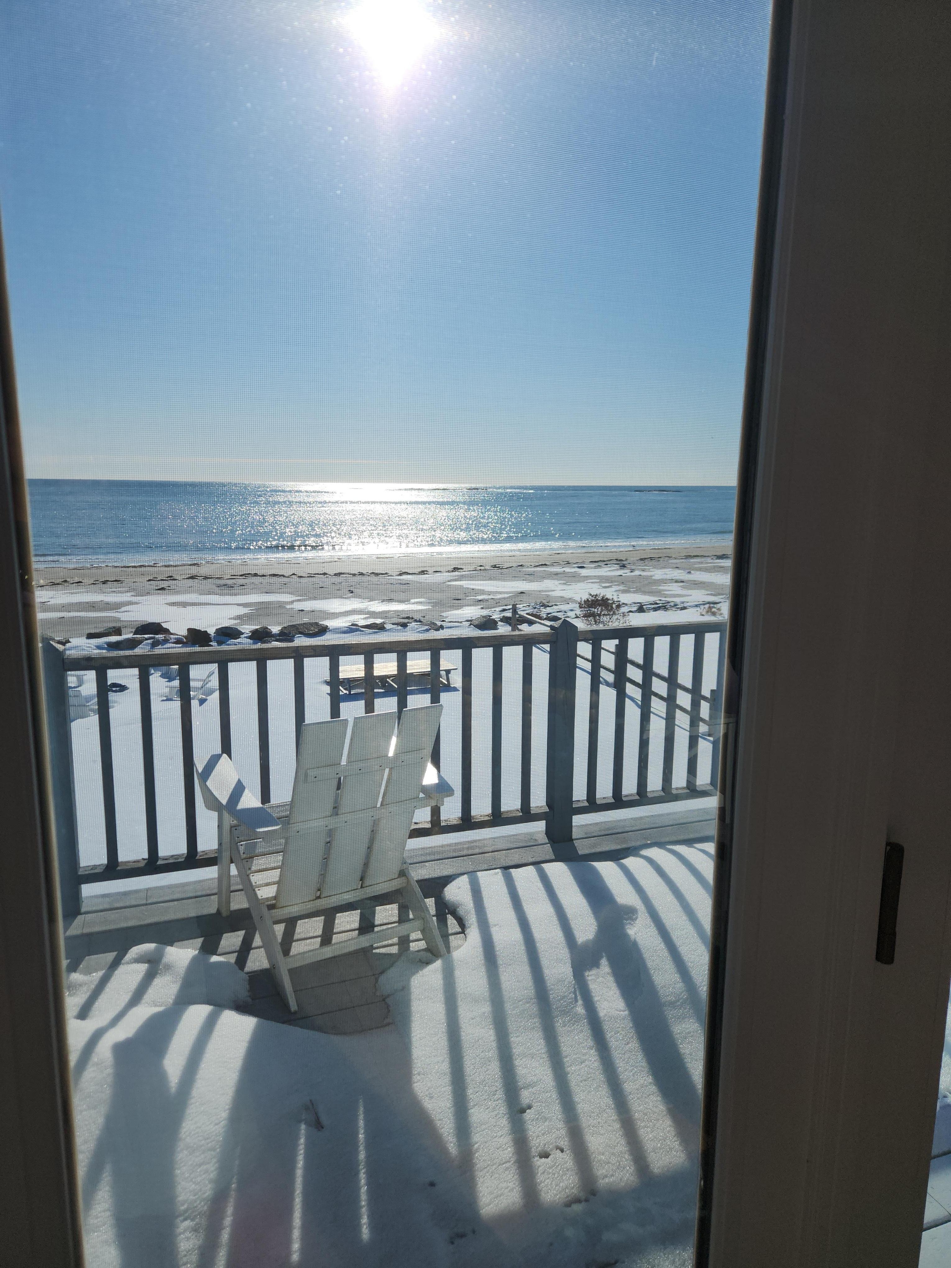 Even in winter, this is a lovely place to stay. The house was full of sunshine.