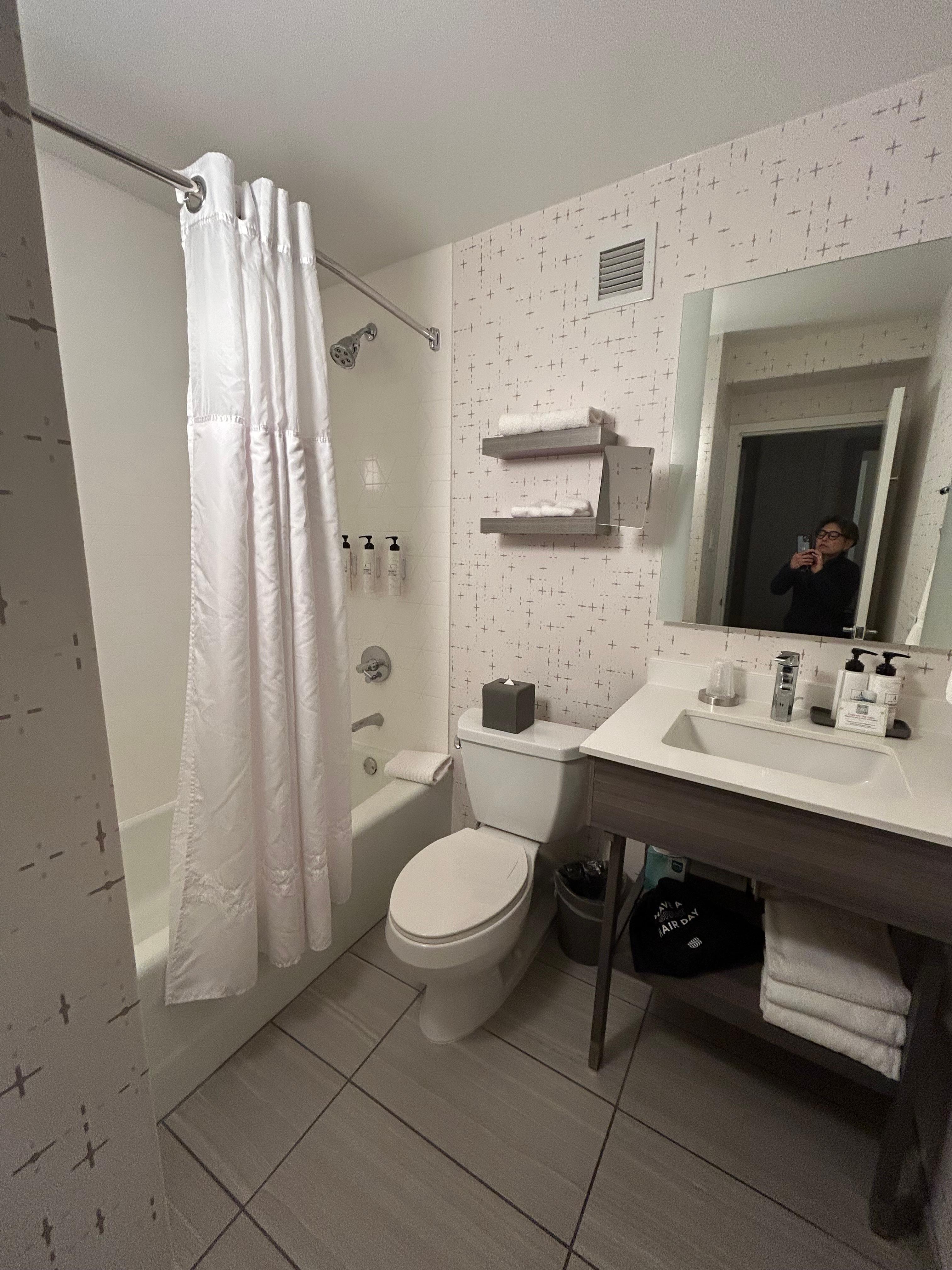 バスに付いているシャンプー＆コンディショナーのボトルの確認不足。コンディショナーが空でした。