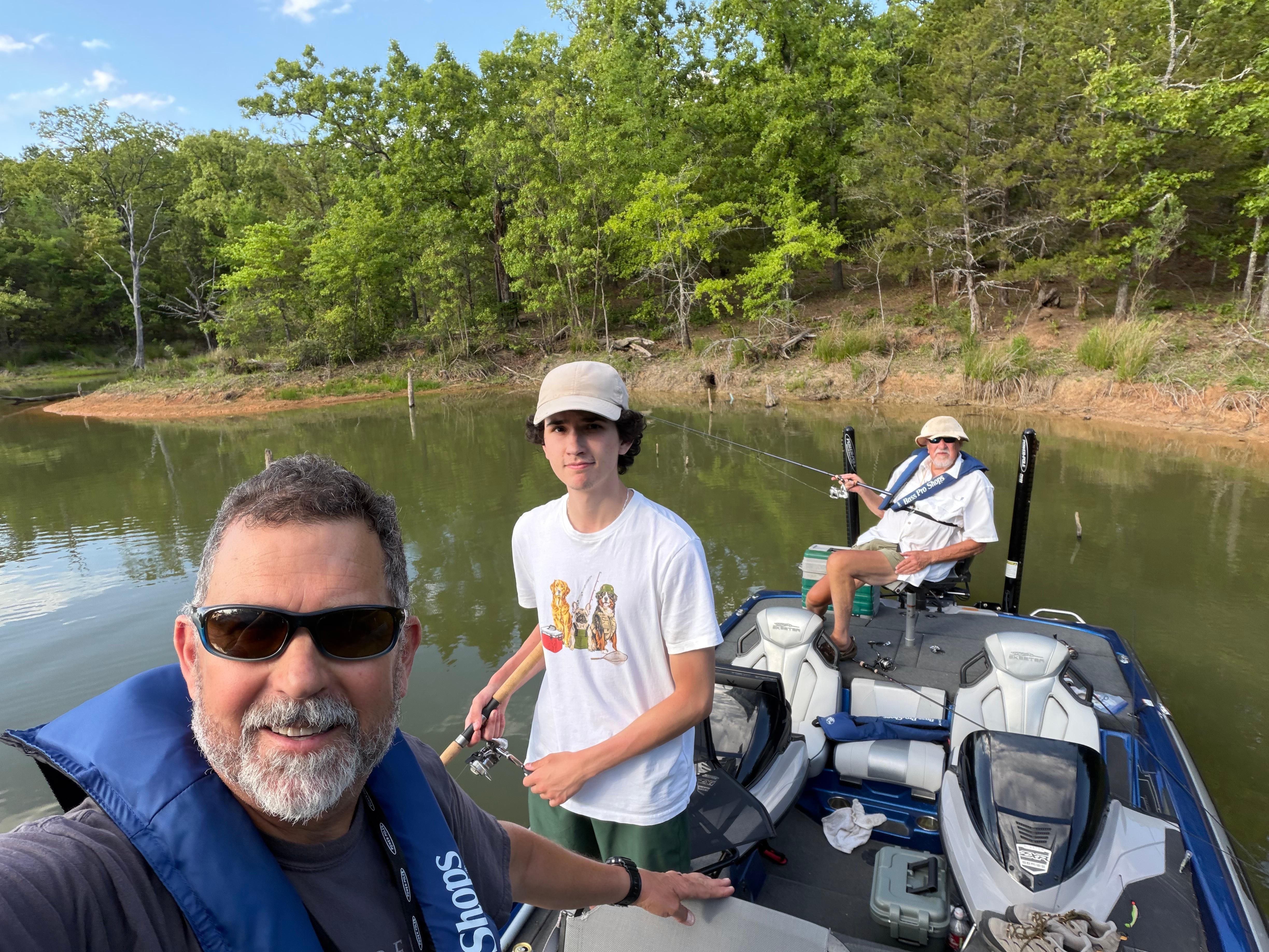 Great access to fishing, neighborhood, private boat ramp!