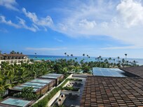 Nice view to the ocean!