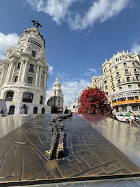 Experience. Architecture & history along the Gran Via