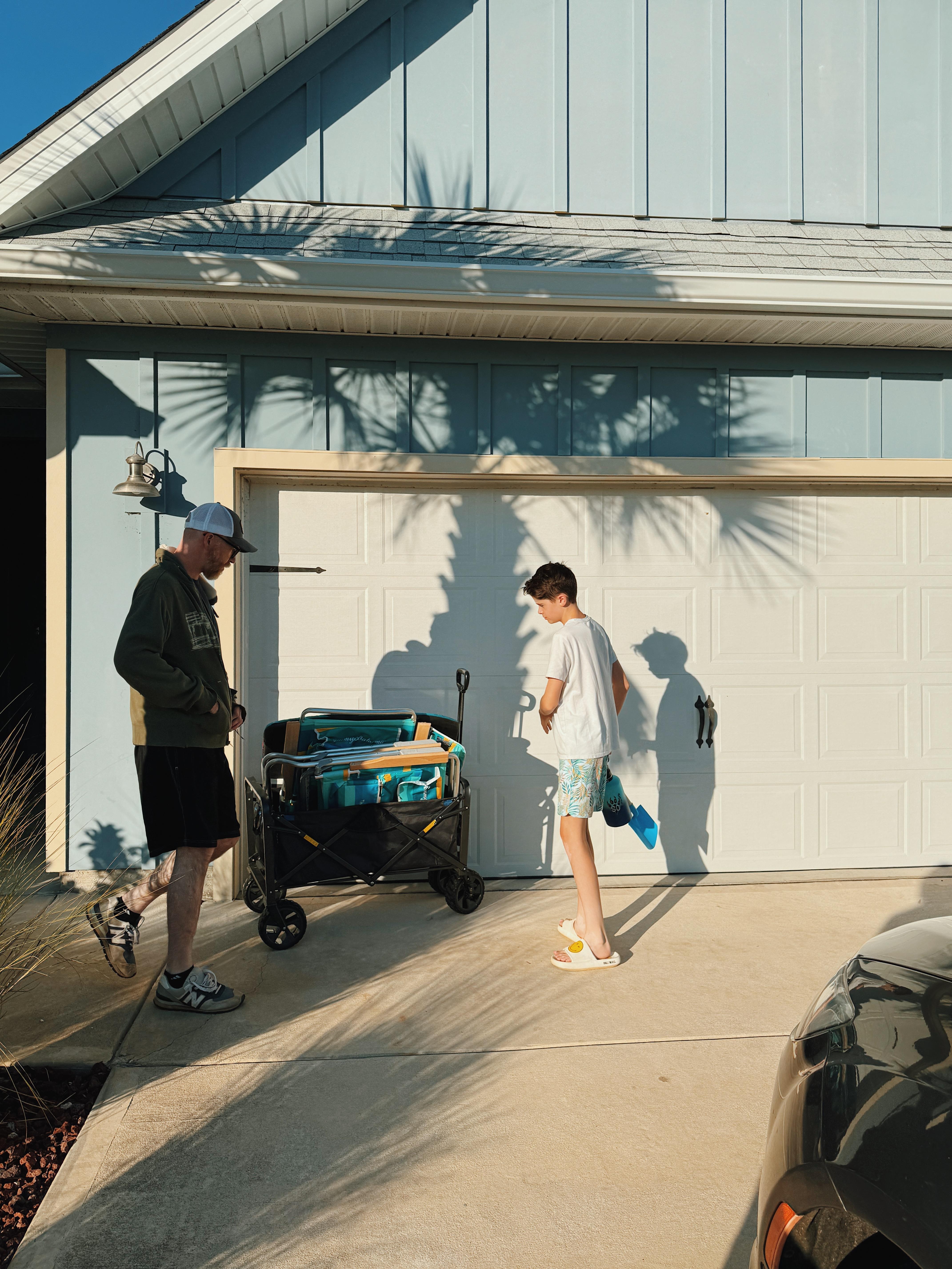 Packing up the wagon for an evening on the beach 