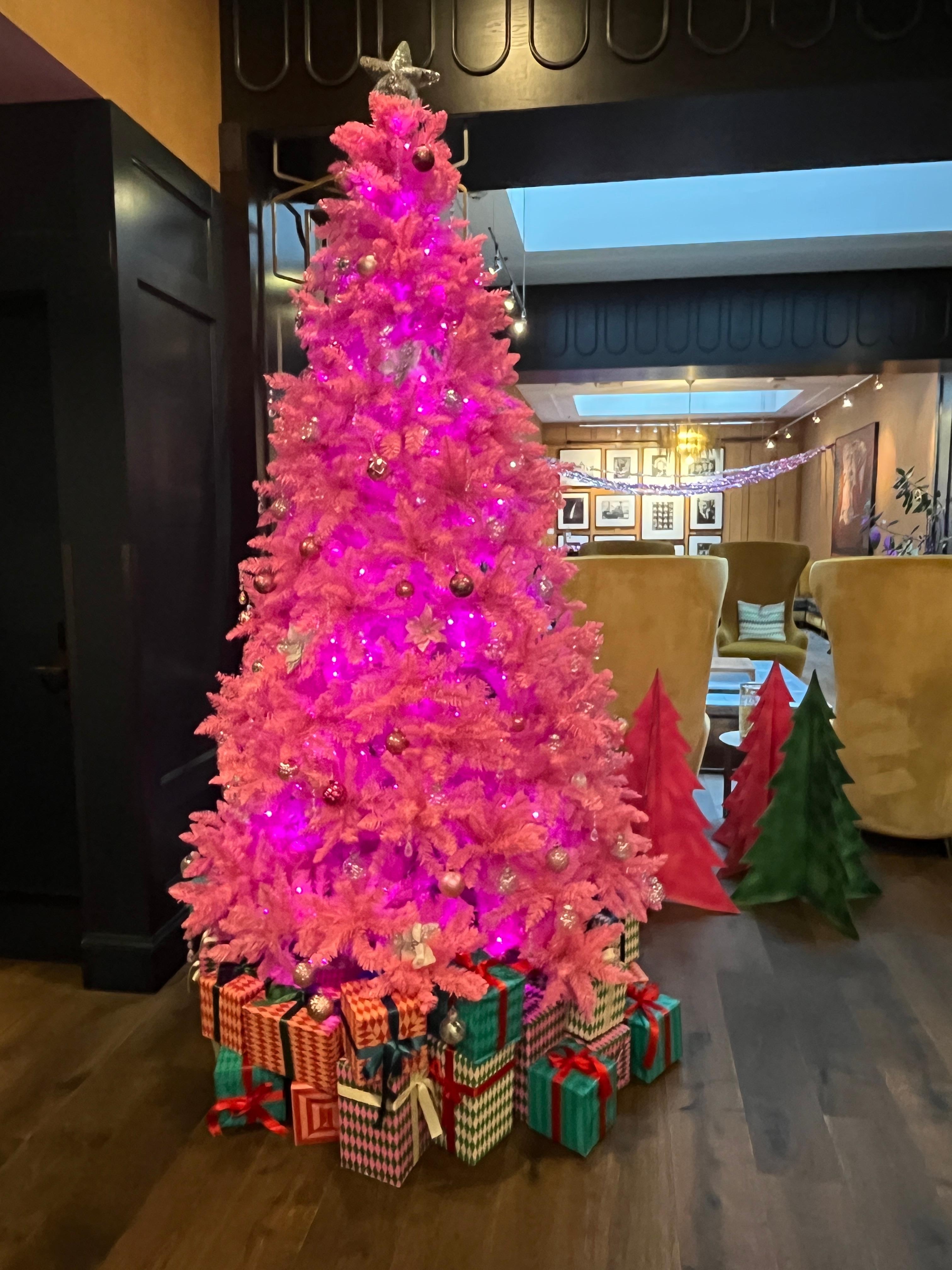 Xmas Tree in lobby