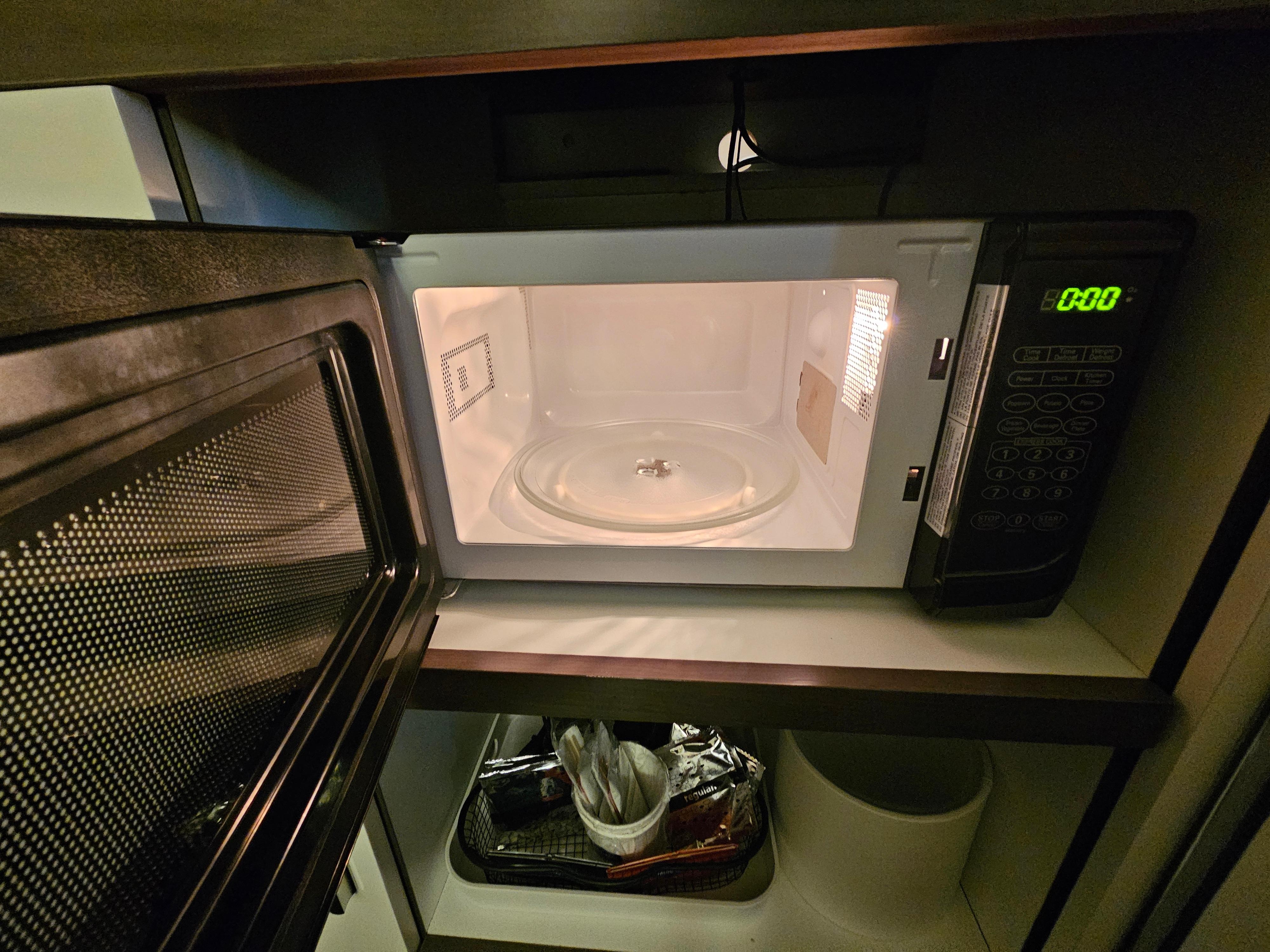 Microwave 