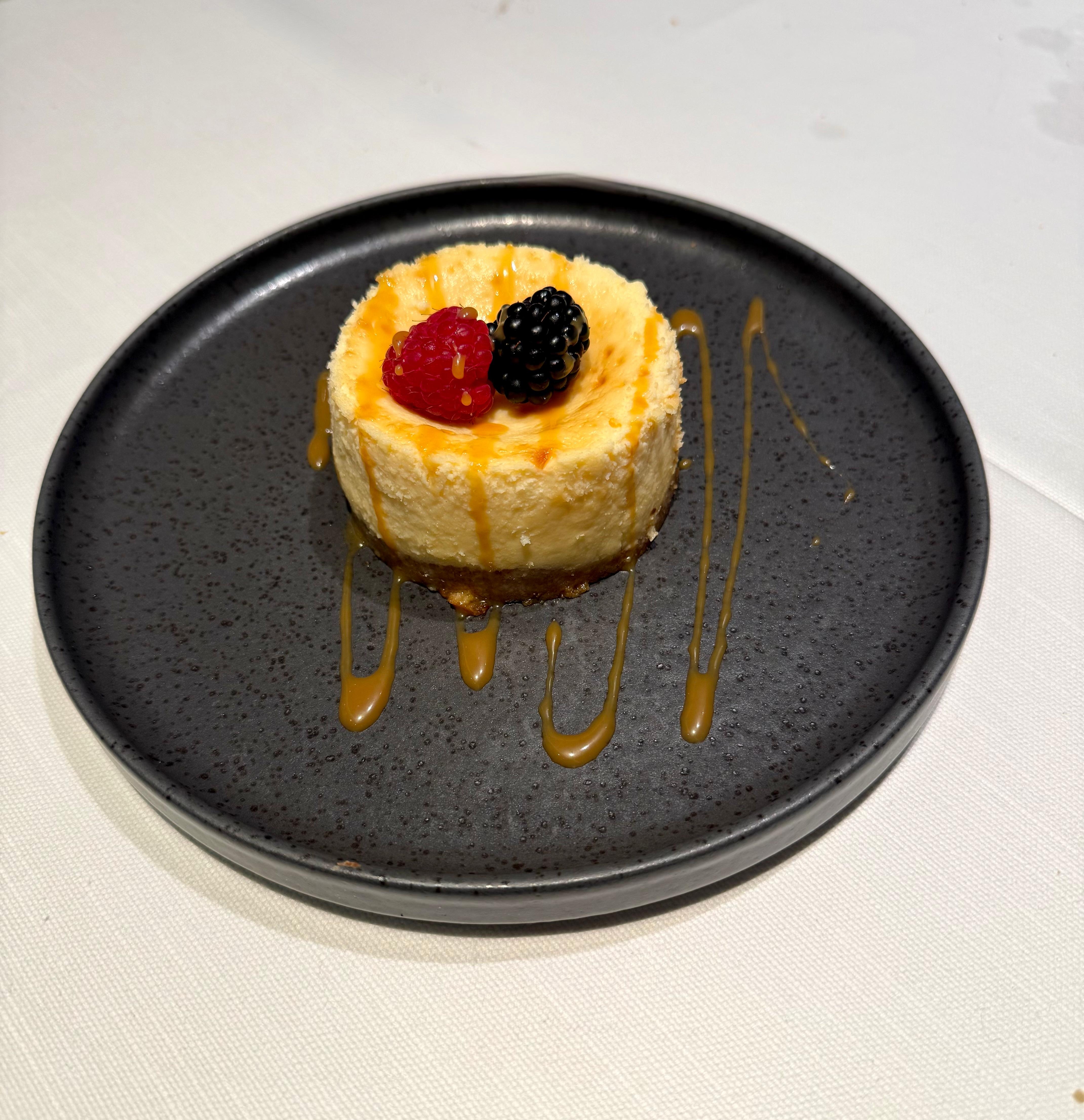 Cheesecake en el restaurante El Telón, dentro del hotel