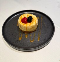 Cheesecake en el restaurante El Telón, dentro del hotel