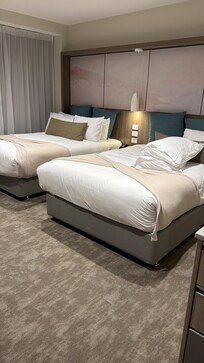 Twin room nice amount of space.