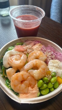 Local poke deli called Kuula…just 1 min away. Lots of eateries nearby.