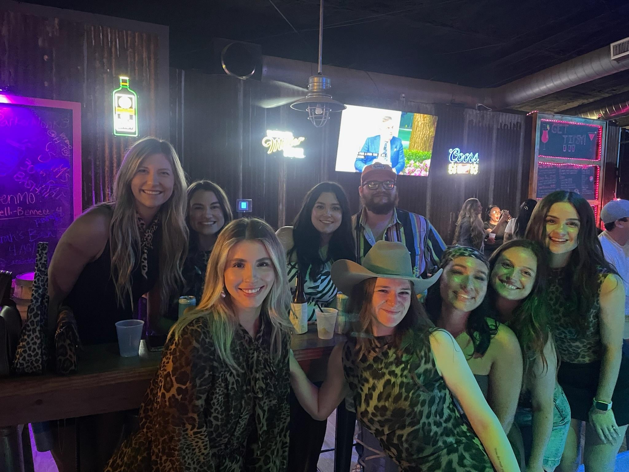 20 mins from the Tipsy Beaver (HIGHLY recommend) 