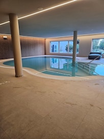 Piscina interior