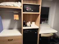 Kylskåp och kaffebryggare