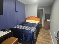 Room was tiny. Nothing like advertised photo.