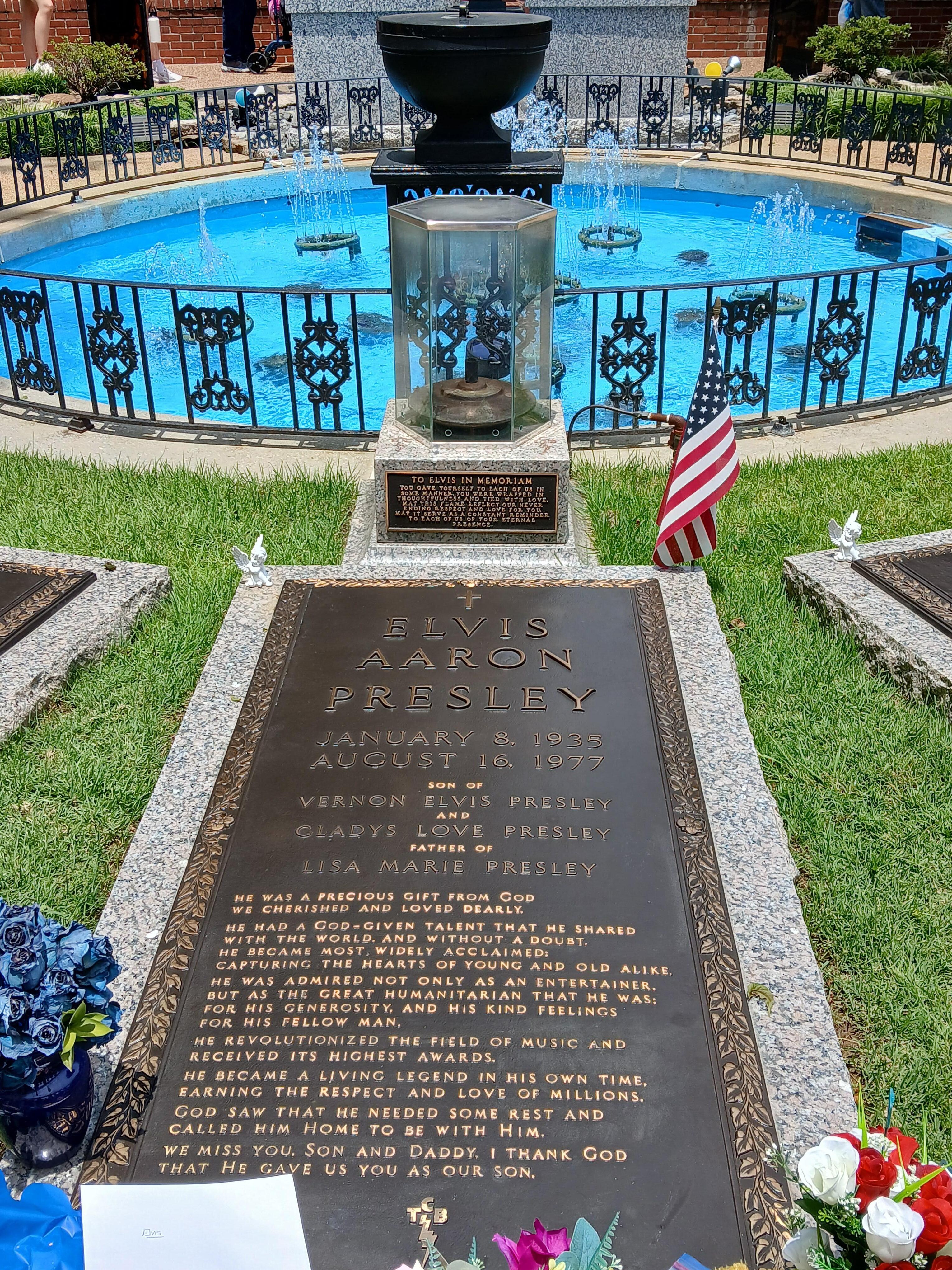 Graceland 