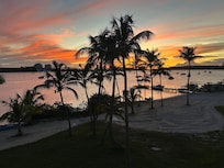 Zonsondergang vanaf ons balkon.