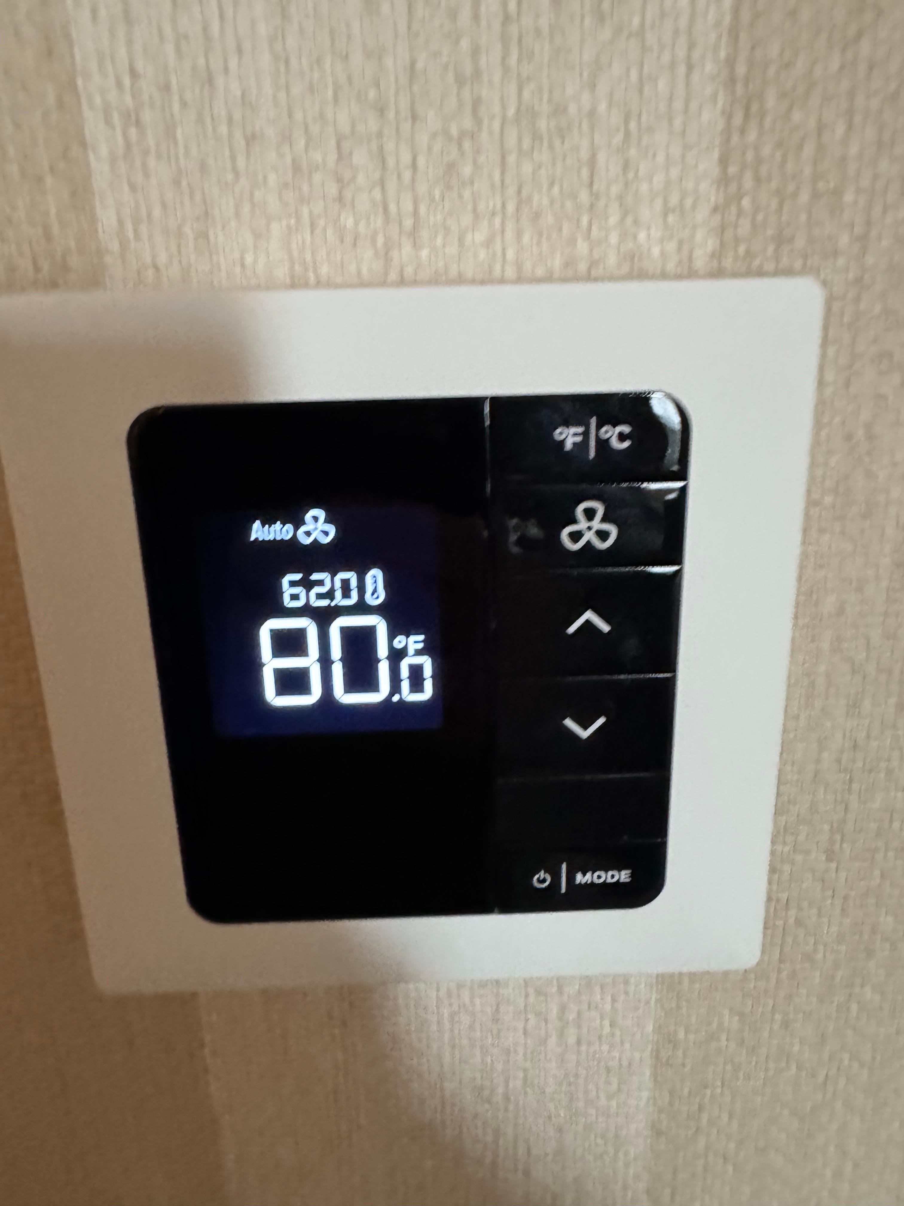 After a night with the heat cranked up to 80, it reached 62 degrees in the room.