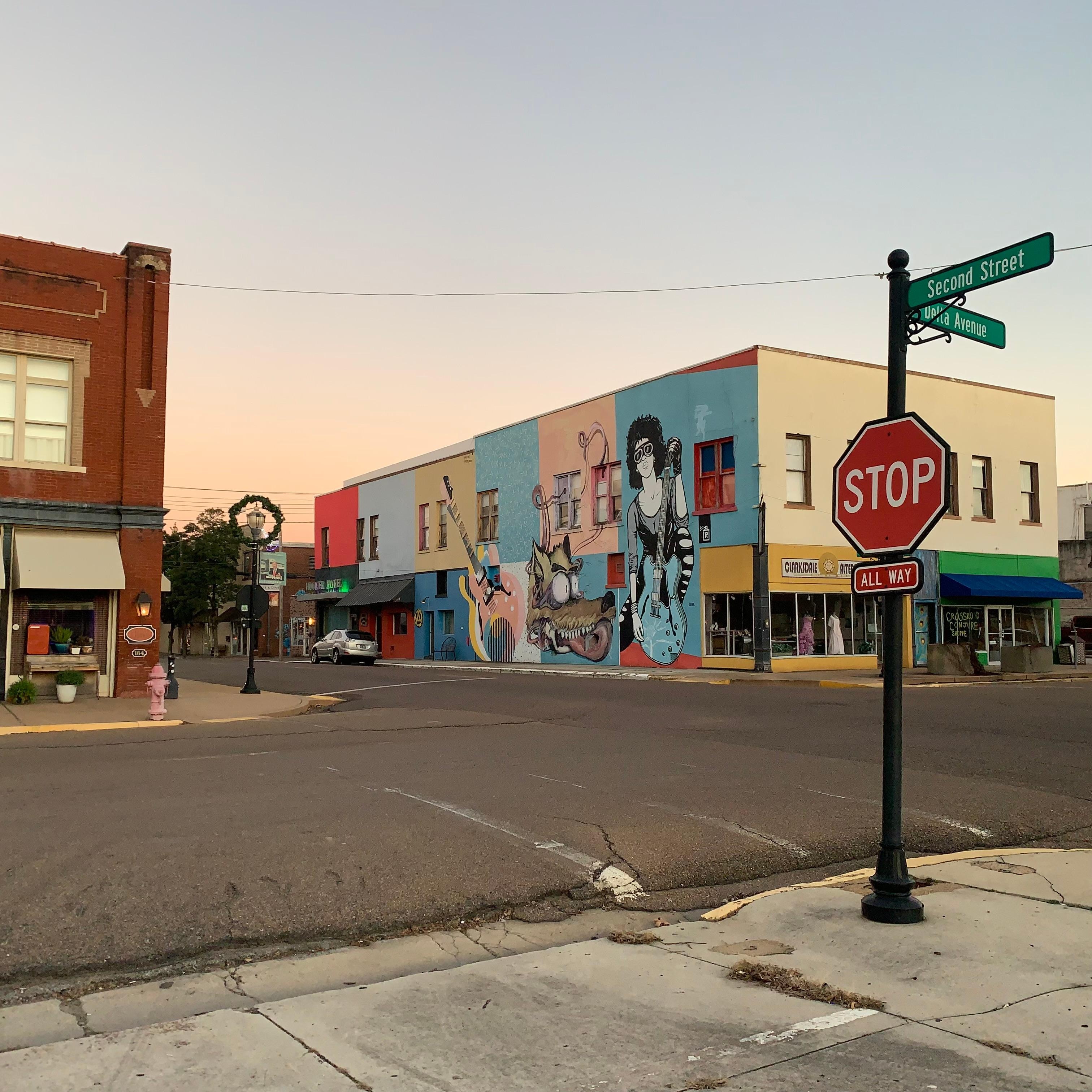 Delta Ave and 2nd St