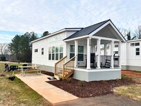 Cute, clean, and cozy