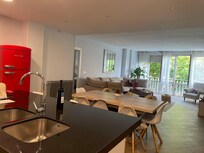 Kitchen/dining/living room