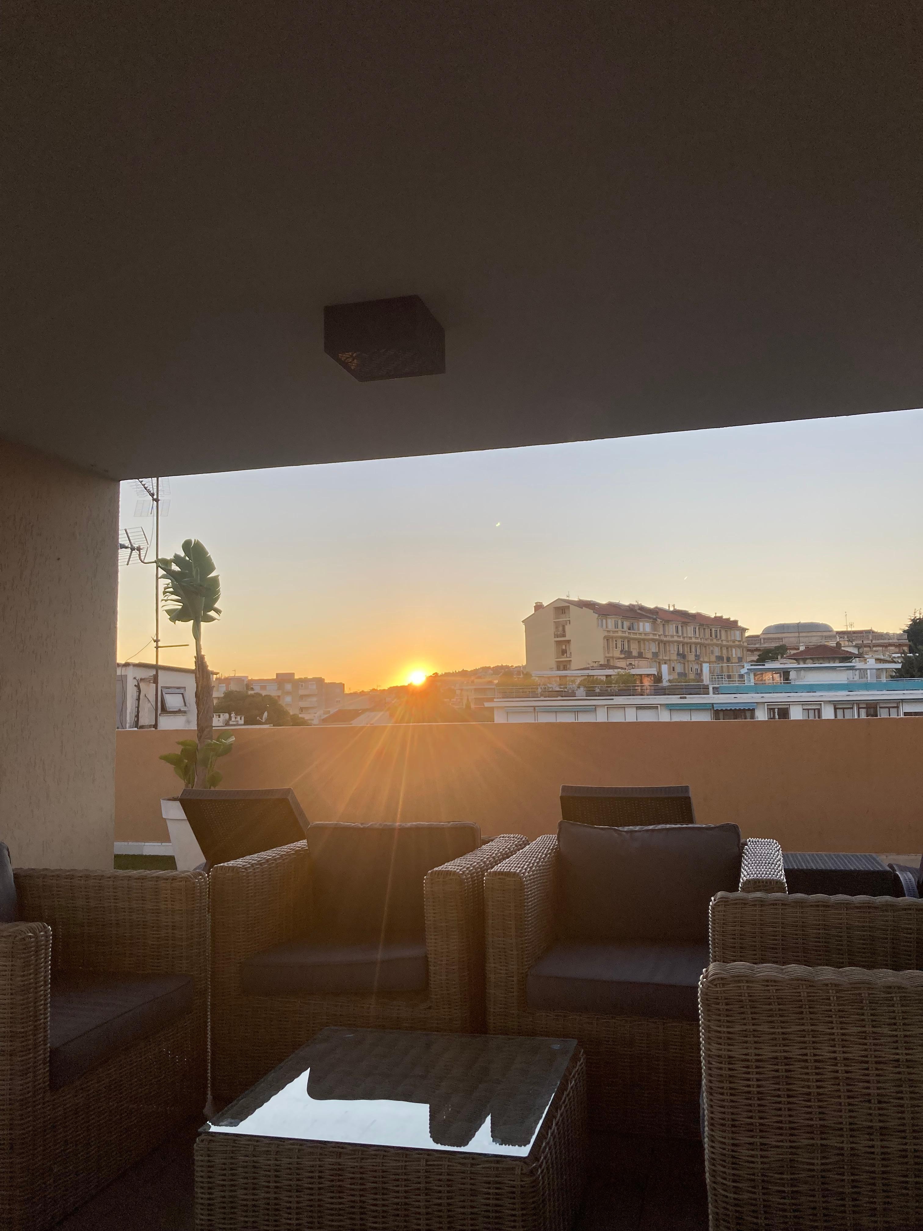 Solnedgang på tagtetassen