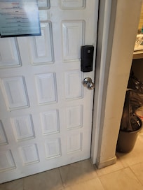 No saftey latch