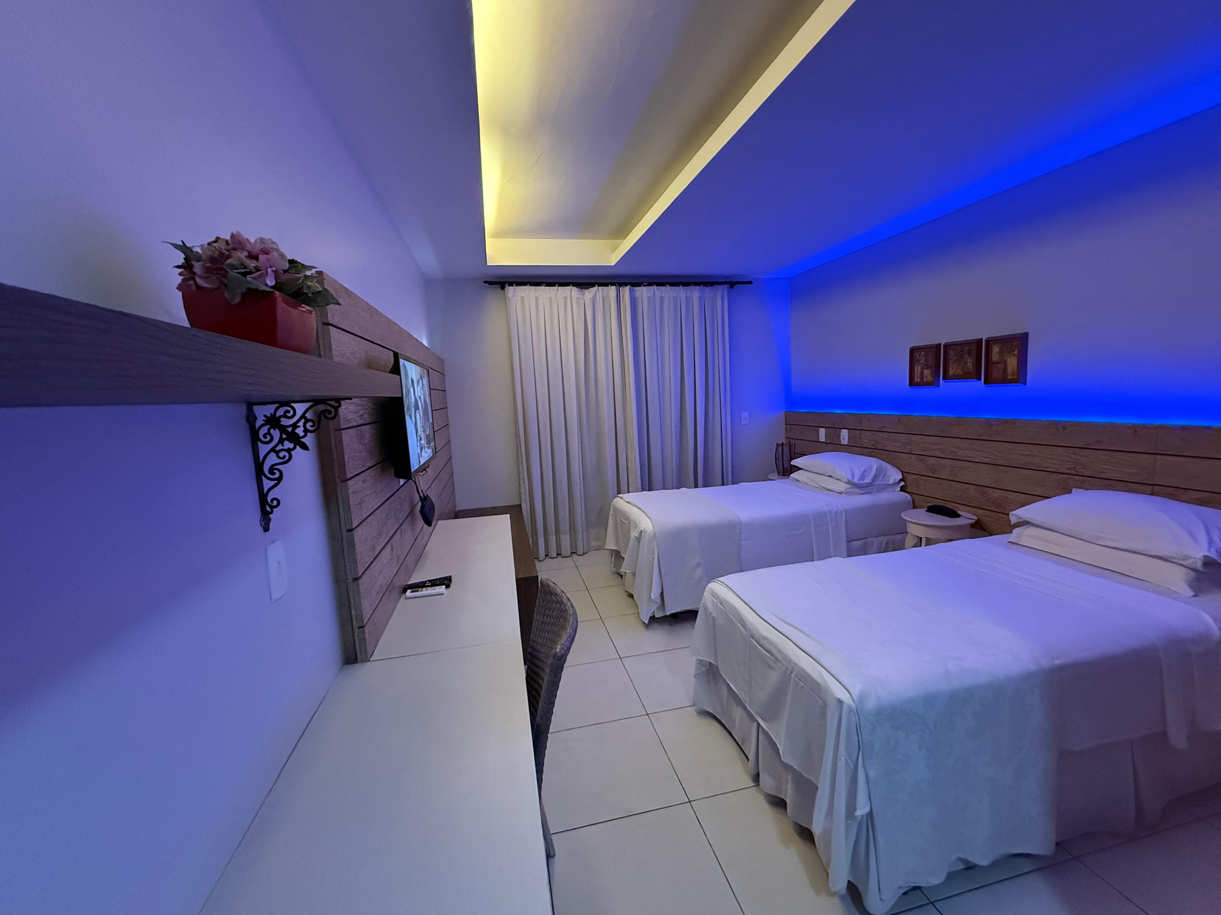 Quarto suíte Kanaloa andar superior c varanda. 