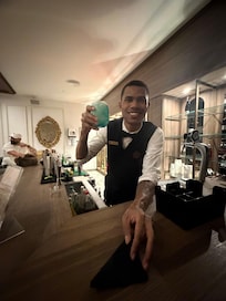 Best bartender !!