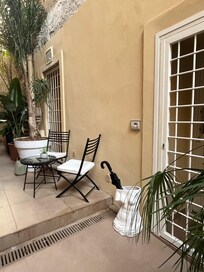 Outdoor Courtyard