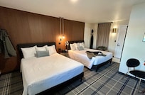 Nice room with 2 double beds.