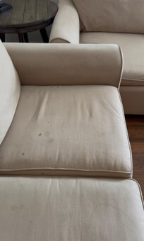 Couches. 3 total and all looked like this. Would have laid out towels to sit on if there were any extras.