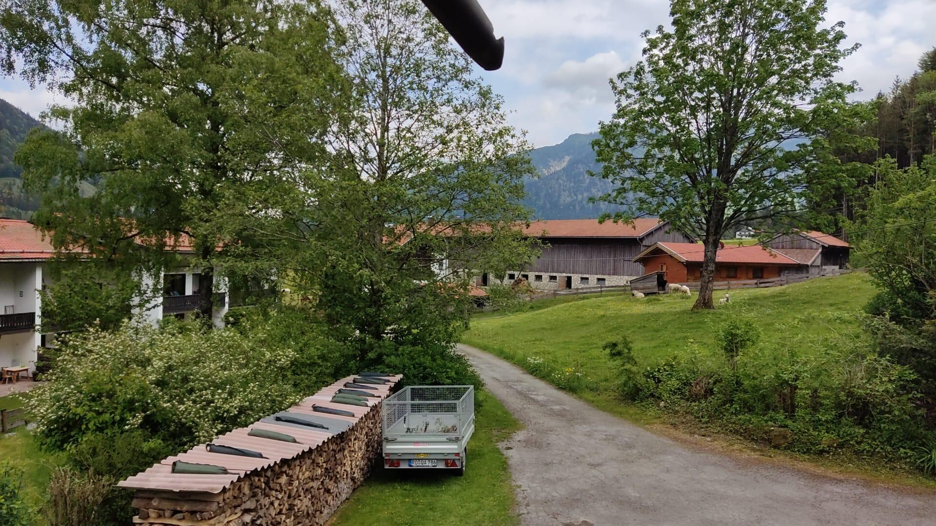 Weg zum Haus 