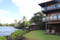 Privacy on both sides of the home ... extremely quiet