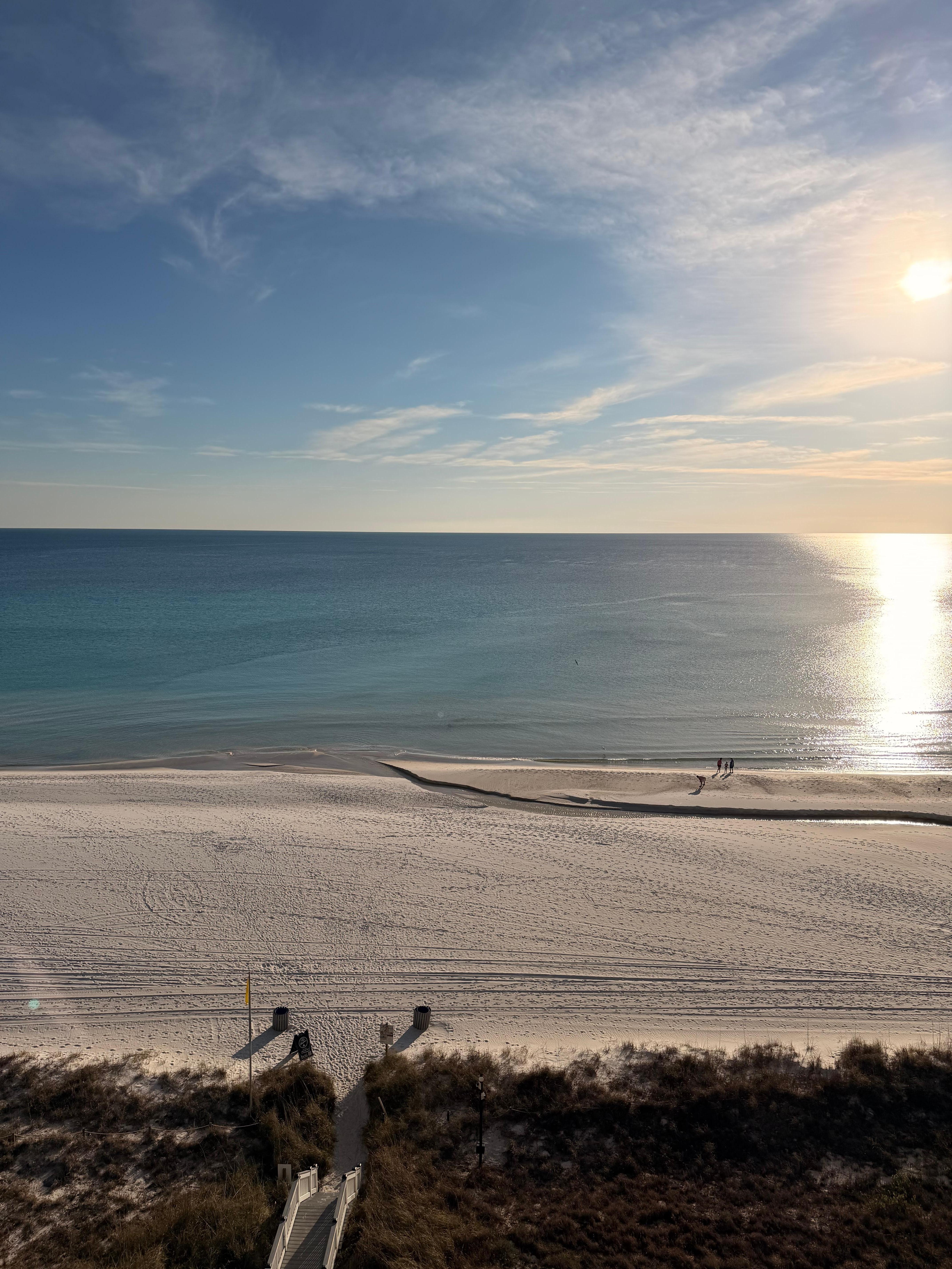 Very relaxing, sound and easy