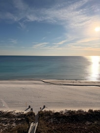 Very relaxing, sound and easy