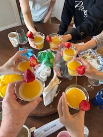 Saturday morning brunch in the spacious kitchen!
There’s a large dinner room table as well where we enjoyed dinner