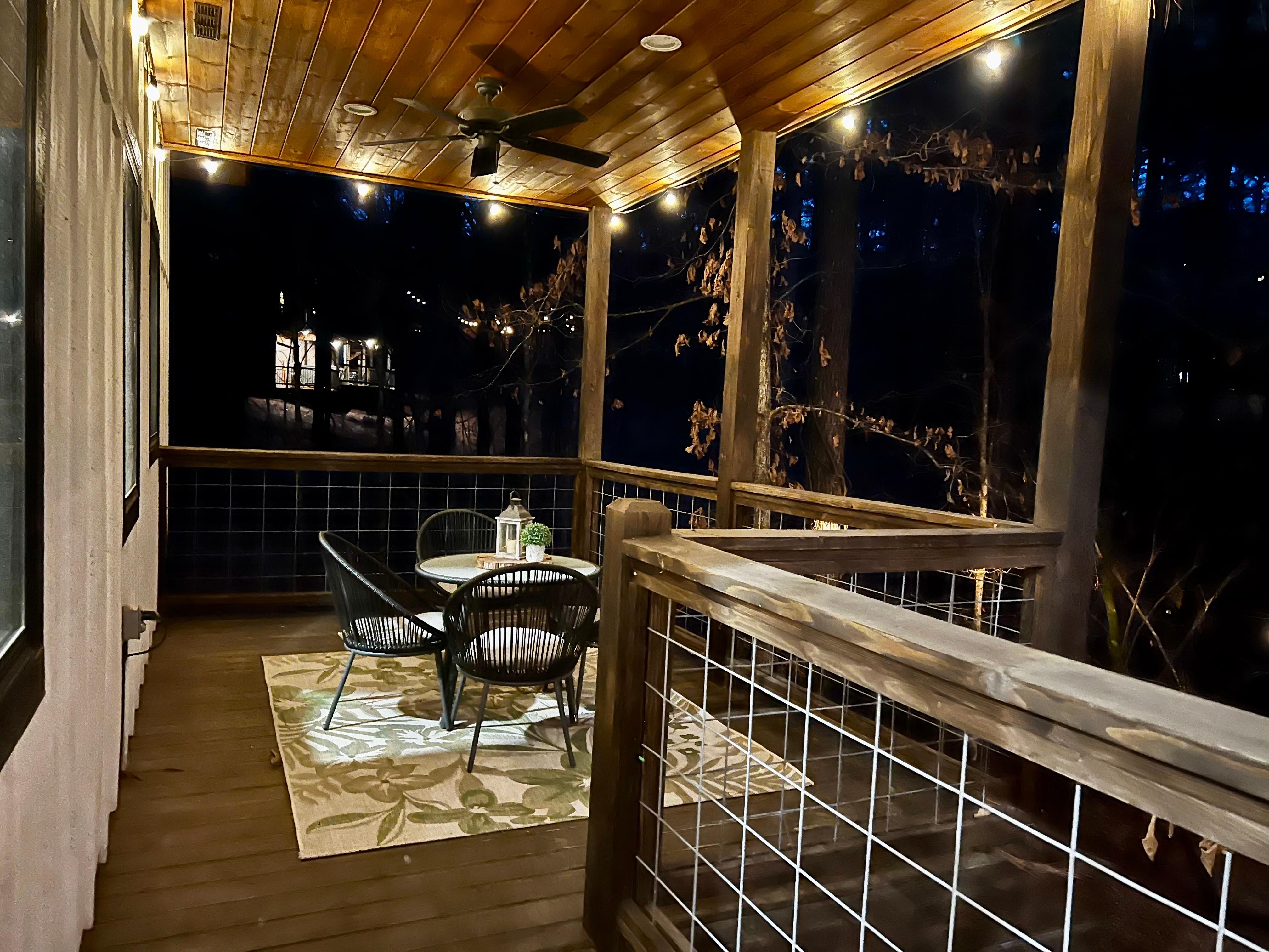 Outdoor dining area 