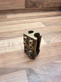 heavy metal Connector/
