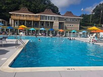 Sun shining at the pool!