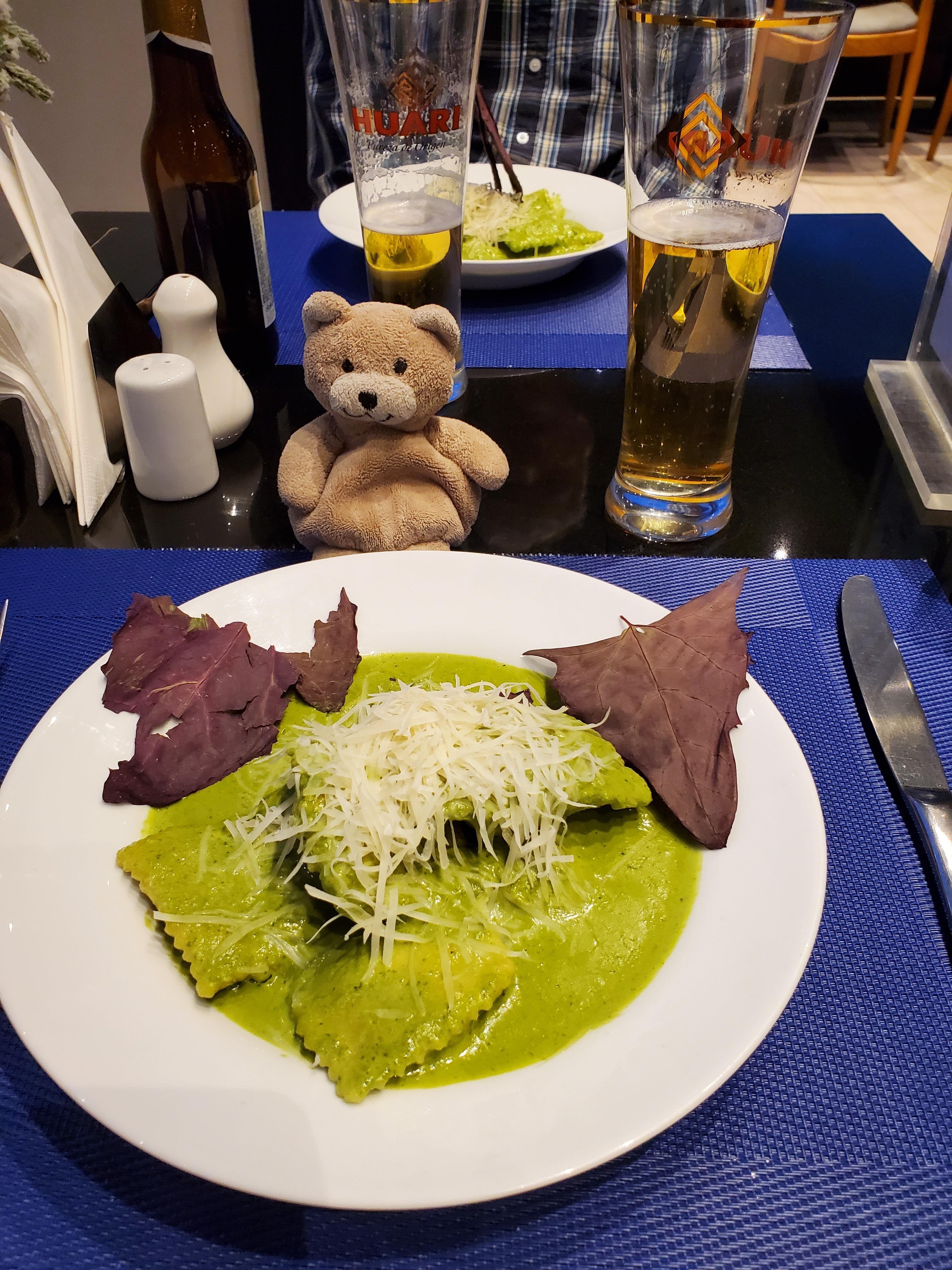 Ravioli with Pesto Sauce 