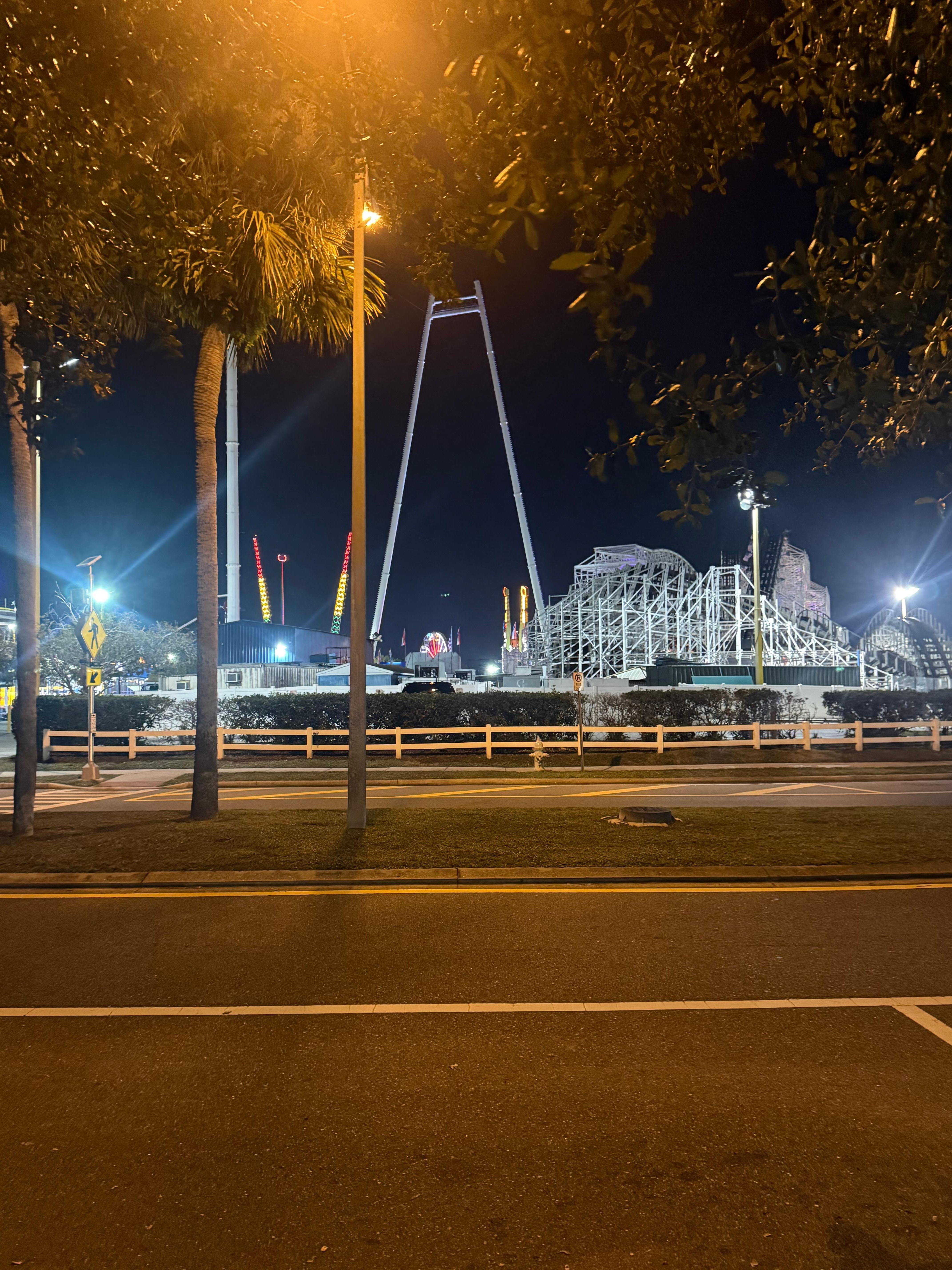 Old Town- walking distance.